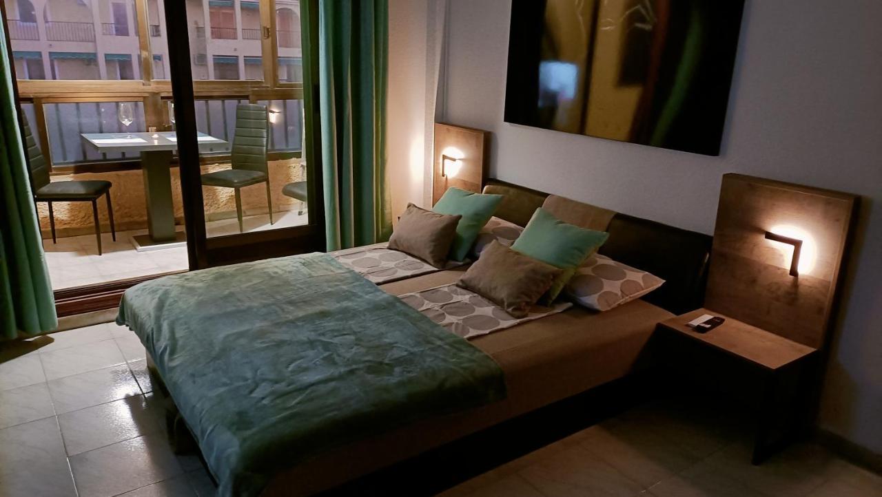 Grace Resident Studio Apartman La Mata  Zewnętrze zdjęcie