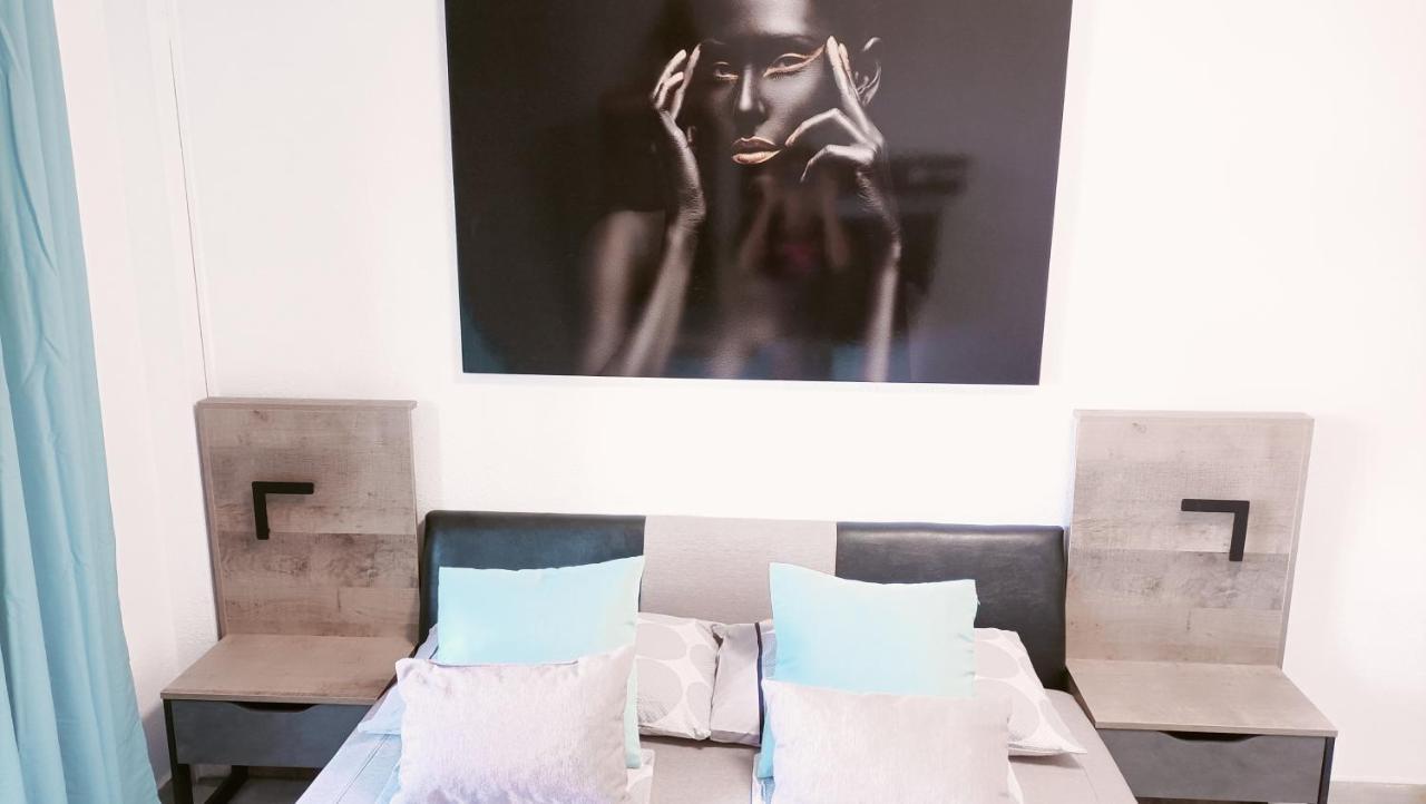 Grace Resident Studio Apartman La Mata  Zewnętrze zdjęcie