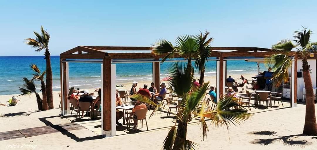 Grace Resident Studio Apartman La Mata  Zewnętrze zdjęcie