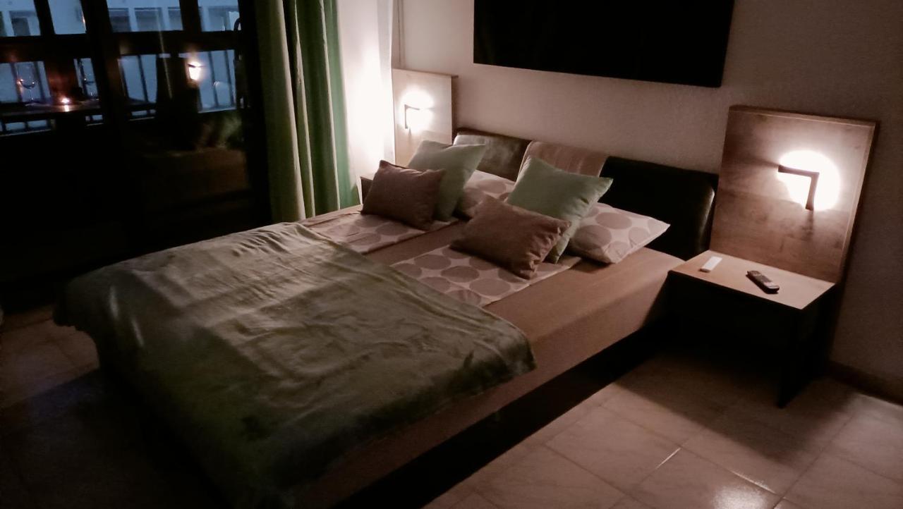 Grace Resident Studio Apartman La Mata  Zewnętrze zdjęcie