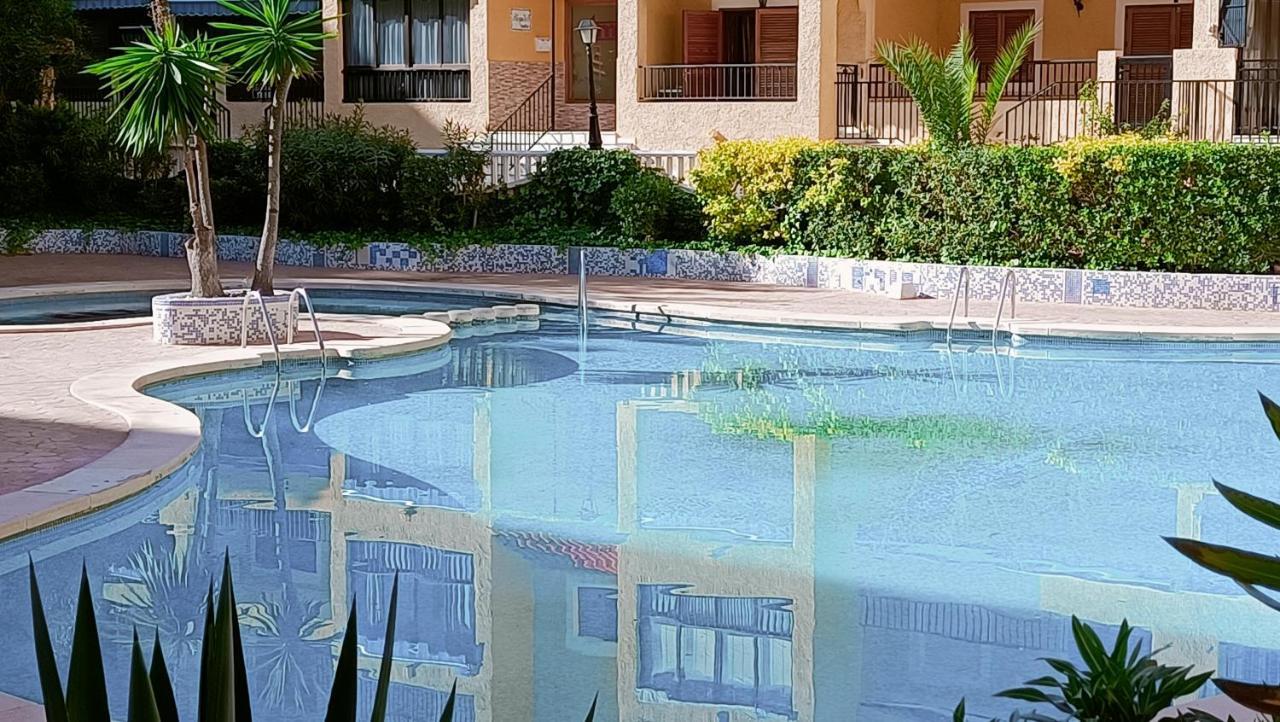 Apartament Grace Resident Studio Apartman La Mata  Zewnętrze zdjęcie