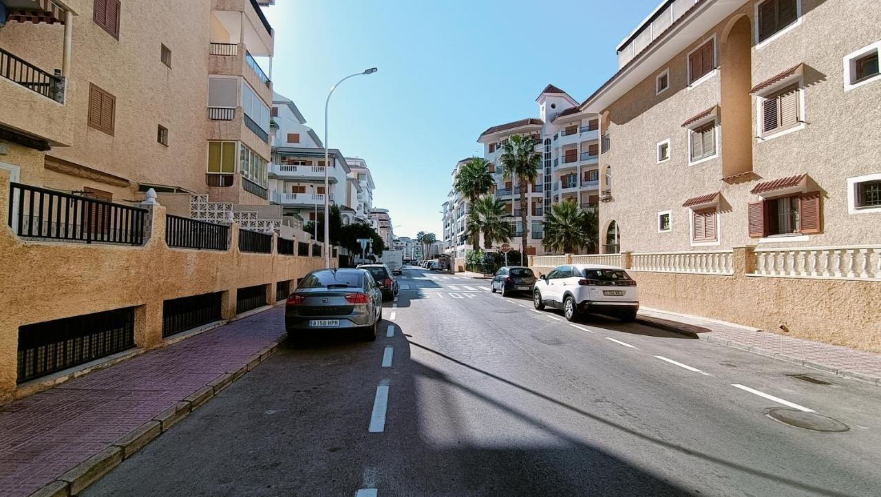 Apartament Grace Resident Studio Apartman La Mata  Zewnętrze zdjęcie